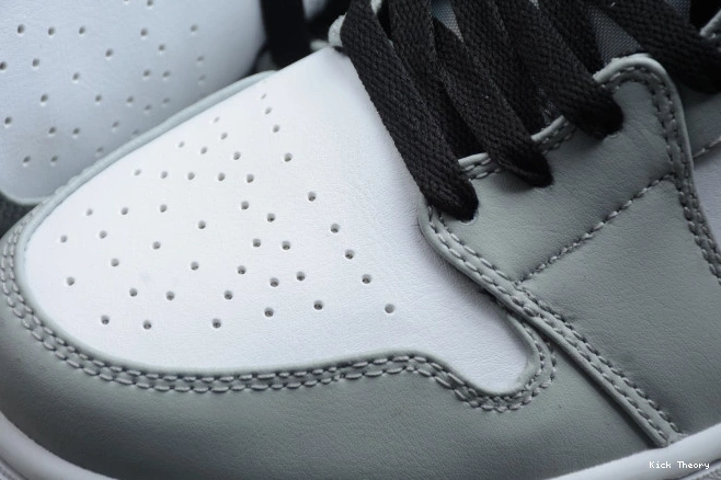 Kick Theory Mid Jordan Grey AIR Light Smoke 1 554724-092 0717